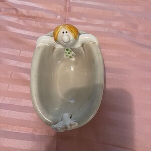 Fitz & Floyd vintage "Man in Bathtub" soap, trinket or jewelry dish. 1975.